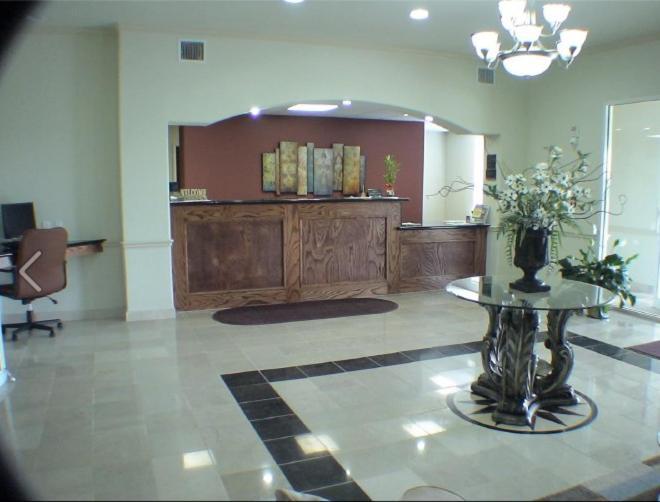 Budget Host Inn And Suites Cameron Esterno foto